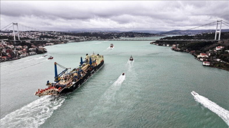İstanbul Boğazı'ndan Yılın İlk Çeyreğinde 9 Bin 351 Gemi Geçti