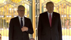 Cumhurbaşkanı Erdoğan, İngiltere Başbakanı Starmer'i resmi törenle karşıladı