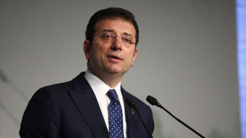 Sosyal medyada 'valiz' polemiği: "Almanya Başbakanı valizini taşıyor" eleştirisine olay yanıt