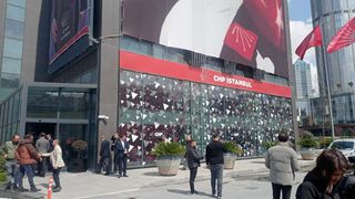 CHP İstanbul İl Binası'na 