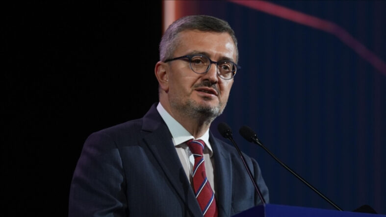 Burhanettin Duran'dan 'görüşme' iddialarına yalanlama