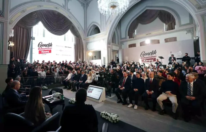 cumhurbaskani-erdogan-magaralar-bosaldi-silah-19357221_amp