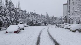 Kar tatili uzadı! Valiliklerden peş peşe açıklama: 2 Ocak Cuma günü eğitime ara