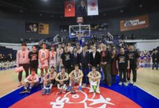 Bakan Bak: Geleceğin '12 Dev Adamları' okul sporlarında yetişiyor