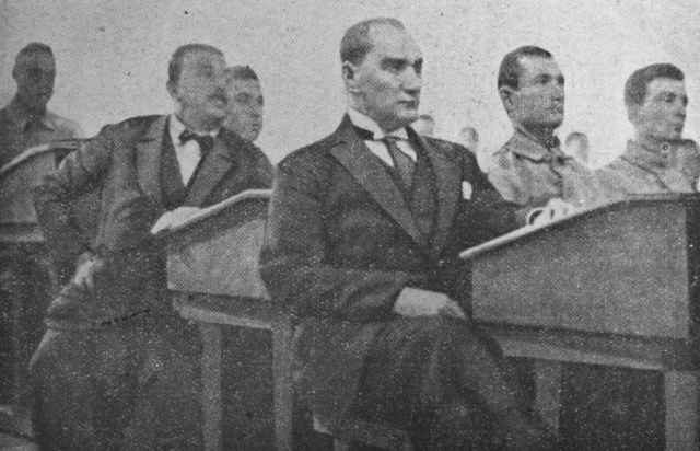 Cumhuriyetimizin kurucusu Ulu Önder Mustafa Kemal Atatürk'ün ebediyete intikalinin üzerinden 87 yıl geçti