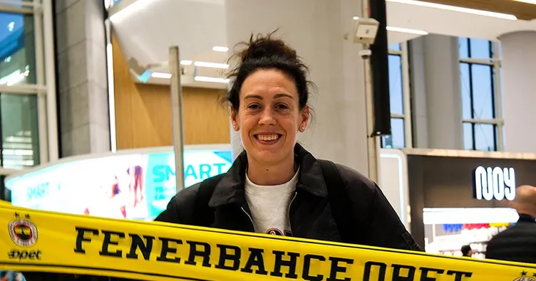 Fenerbahçe Opet'in yeni transferi Breanna Stewart, İstanbul'da!