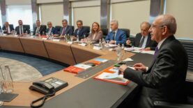 Kılıçdaroğlu, salı günü MYK ve PM'yi toplayacak; grup toplantısı yapılmayacak