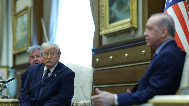 Trump’ın "kaldıracağız" dediği CAATSA yaptırımları nedir?