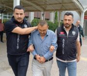 Uzaklaştırma kararına rağmen 5 bıçak darbesiyle ağır yaralandı