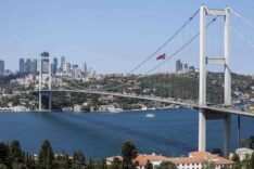 Köprü ve otoyolların özelleştirme kararı mahkemeye taşındı