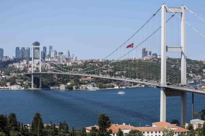 Köprü ve otoyolların özelleştirme kararı mahkemeye taşındı