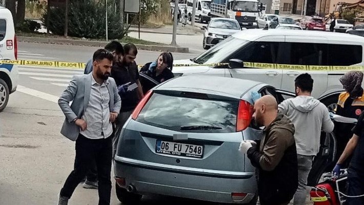 Otomobilde ölü bulunan 2 kişinin zehirlendiği belirlendi
